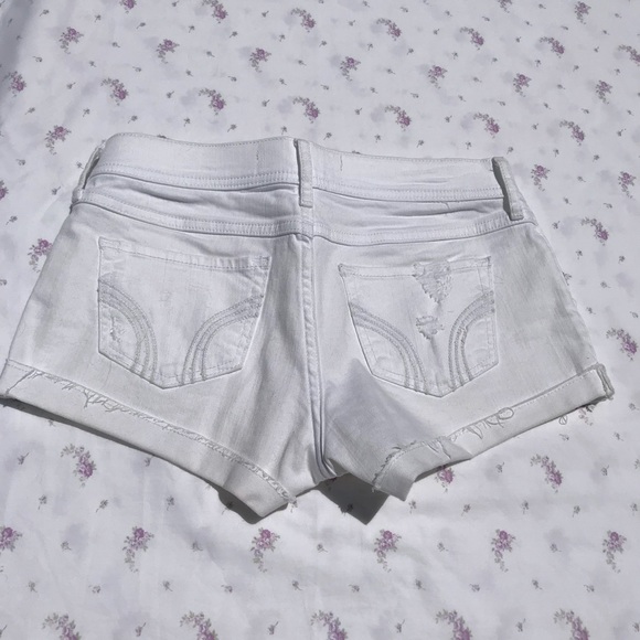 Hollister shorts size 1 - Picture 2 of 3